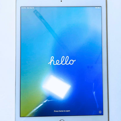 APPLE iPad (8th Gen) A2428 10.2" 32GB Unlocked Silver