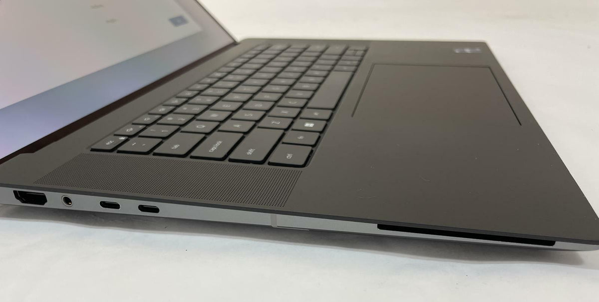 DELL PRECISION 5680 16" Touch Laptop Core i7-13800H 32GB 512GB NVMe WIN11 -Good
