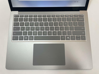 MICROSOFT SURFACE LAPTOP 6 FOR BUSINESS 13.5" Ultra 7 165H 16GB 256GB W11-VeryGood