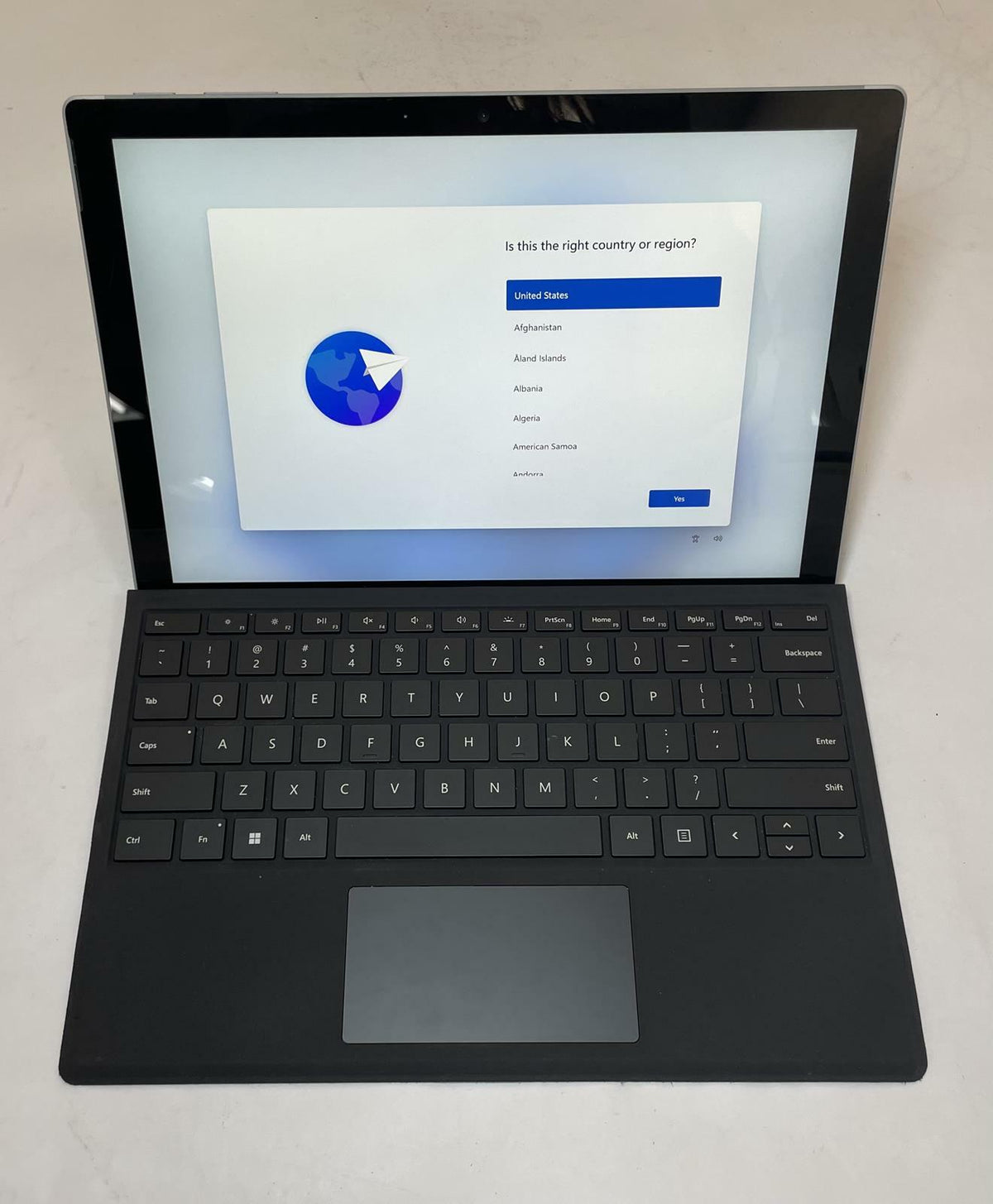 MICROSOFT SURFACE PRO 7 Intel i5 1035G4 8GB 256GB W11 W/ Keyboard -Very Good