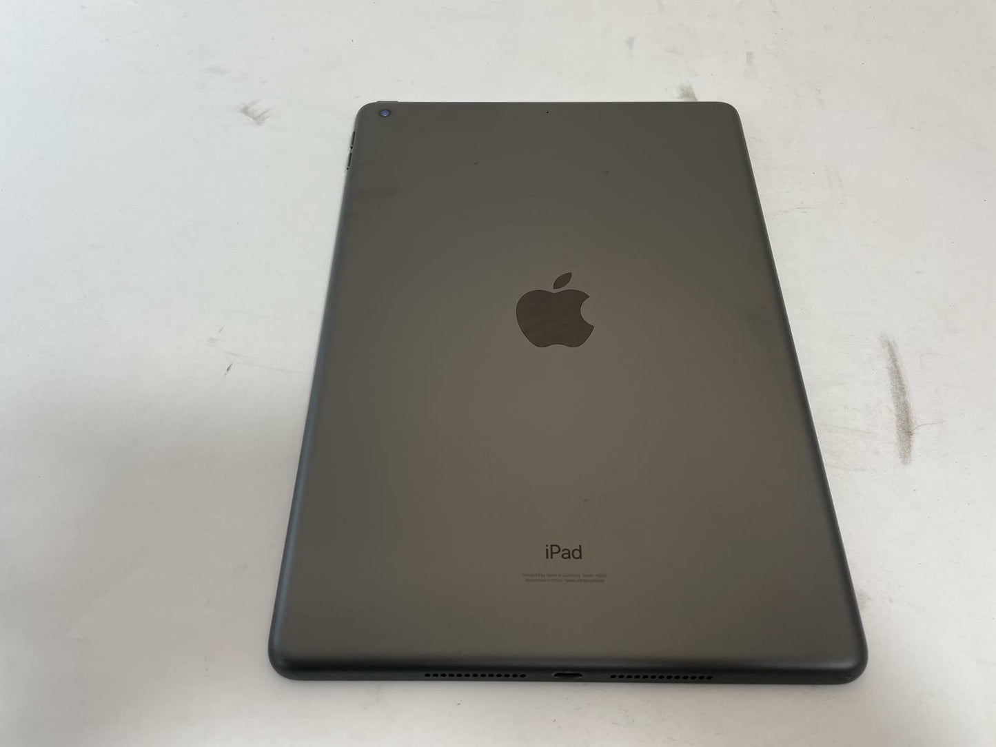 APPLE iPad 9th Gen A2602 10.2" 256GB WiFi Only Gray iOS -Very Good