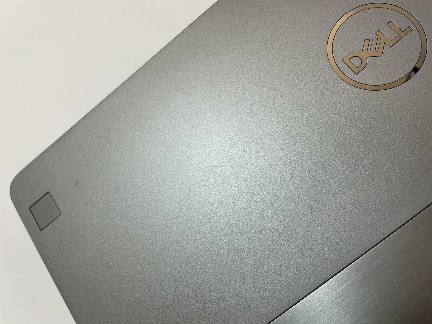 DELL LATITUDE 7200 12.3" 2-IN-1 Tablet i5 8365U 8GB 256GB Windows 11 -Very Good
