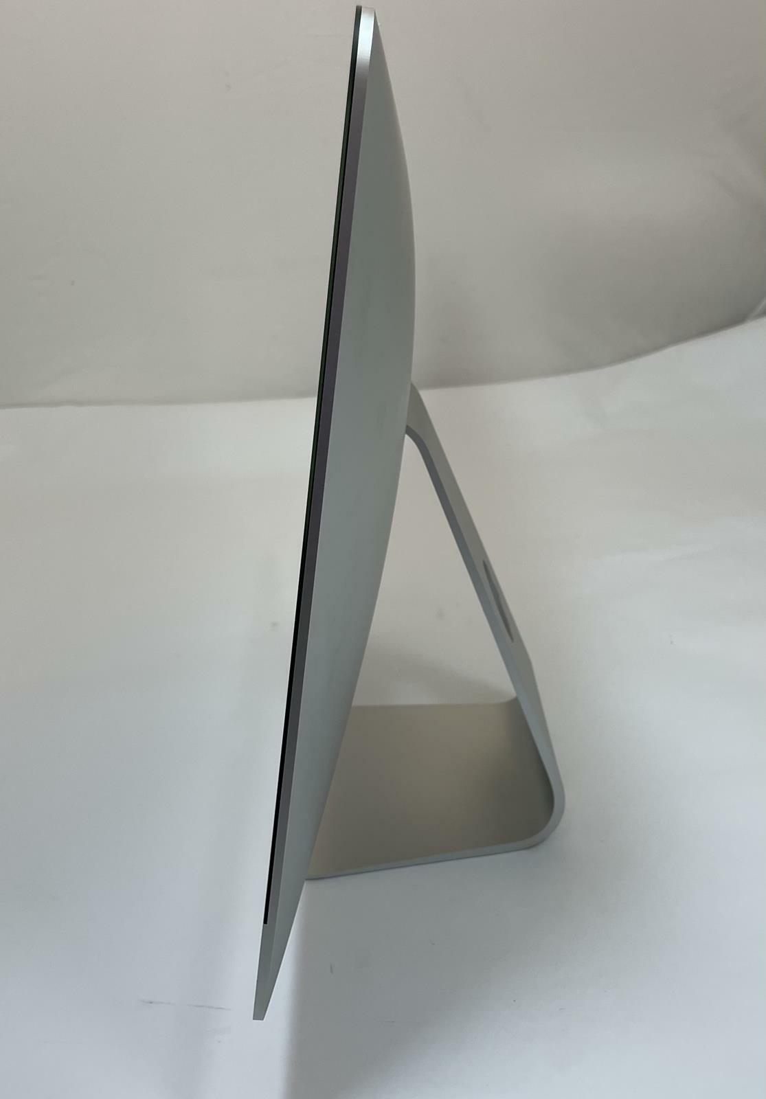APPLE iMac A2116 2019 21.5" Core i7-8700 16GB 1TB HDD Silver Sequoia -Good