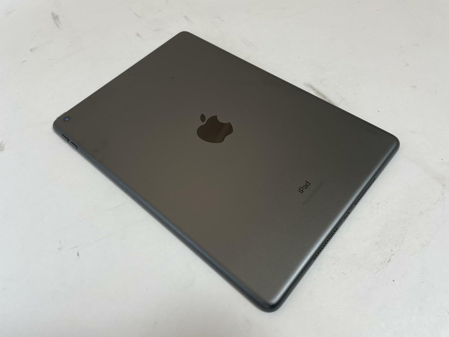 APPLE iPad 9th Gen A2602 10.2" 256GB WiFi Only Gray iOS -Very Good