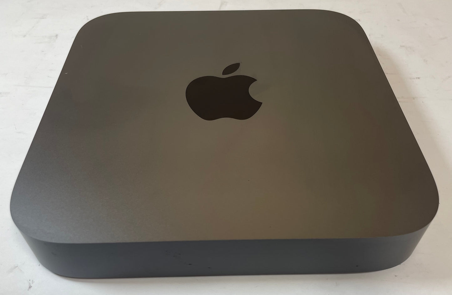 APPLE Mac Mini A1993 2018 Intel Core i5 8500B 8GB RAM 256GB NVMe Sonoma
