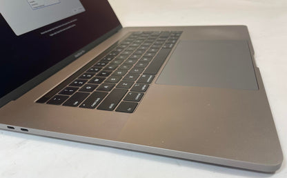 APPLE MacBook Pro A1990 2019 15" Core i7 9750H 16GB 500GB NVMe Gray Sonoma -READ