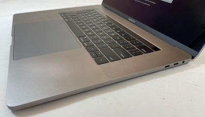 APPLE MacBook Pro A1990 2019 15" Core i7 9750H 16GB 500GB NVMe Gray Sonoma -READ
