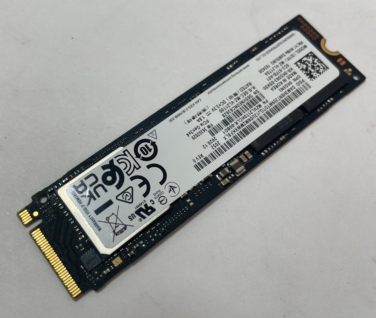 SAMSUNG MZ-VL21T0A 1TB NVMe M.2 SSD Model PM9A1 -Excellent