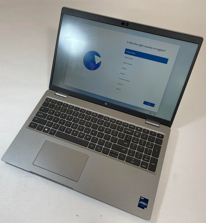 DELL PRECISION 3570 15" Laptop i5-1245U 16GB 256GB NVMe WIN11 Quadro T550 -Good