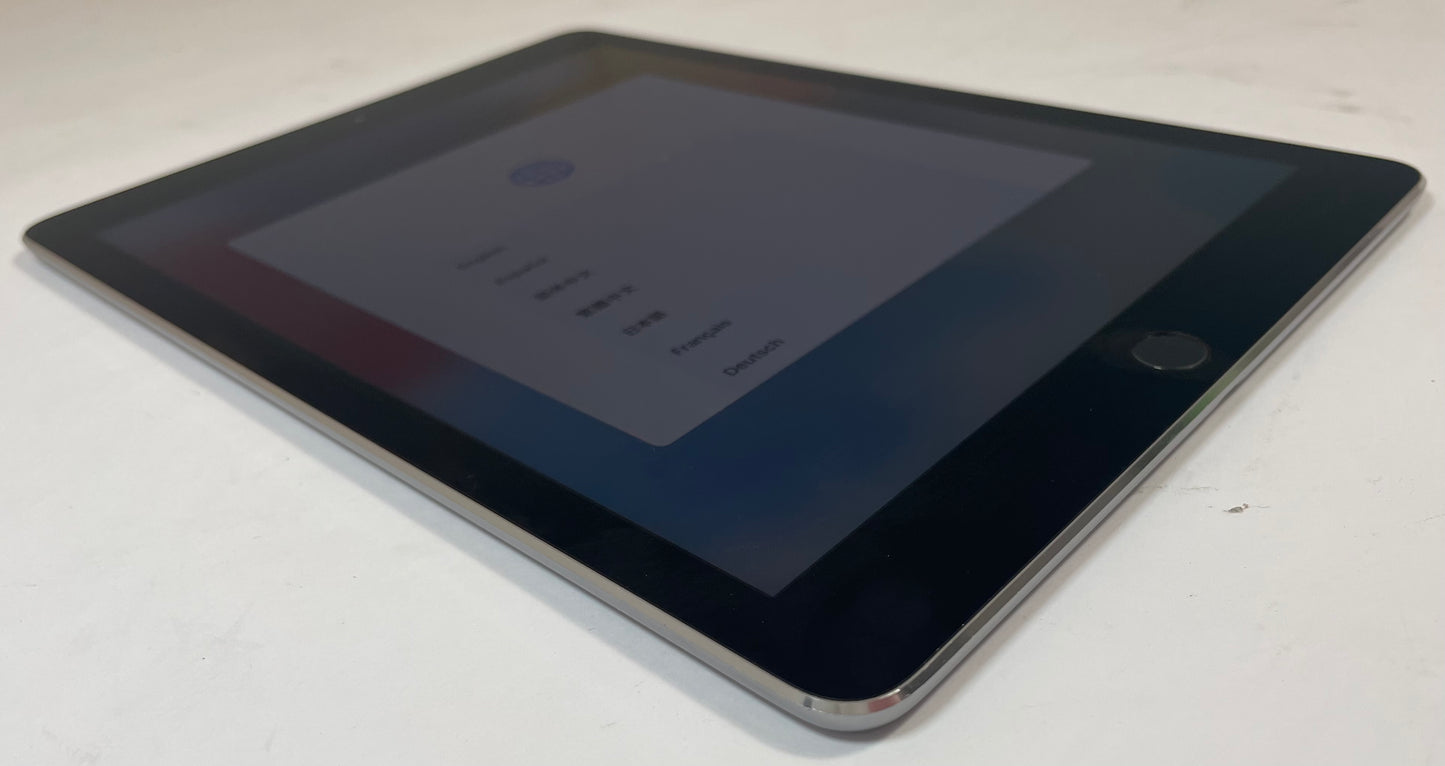 APPLE iPad Air 2 A1567 9.7" 16GB Gray Unlocked iOS 15