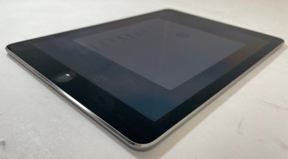 APPLE iPad Air 2 A1567 9.7" 16GB Gray Unlocked iOS 15