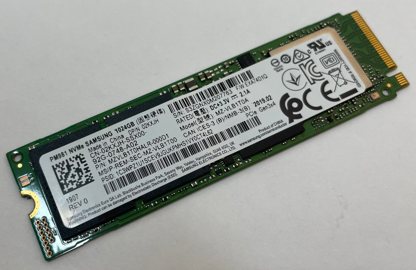 SAMSUNG MZ-VLB1T0A PM981 1024GB PCIe NVMe M.2 Internal Solid State Drive