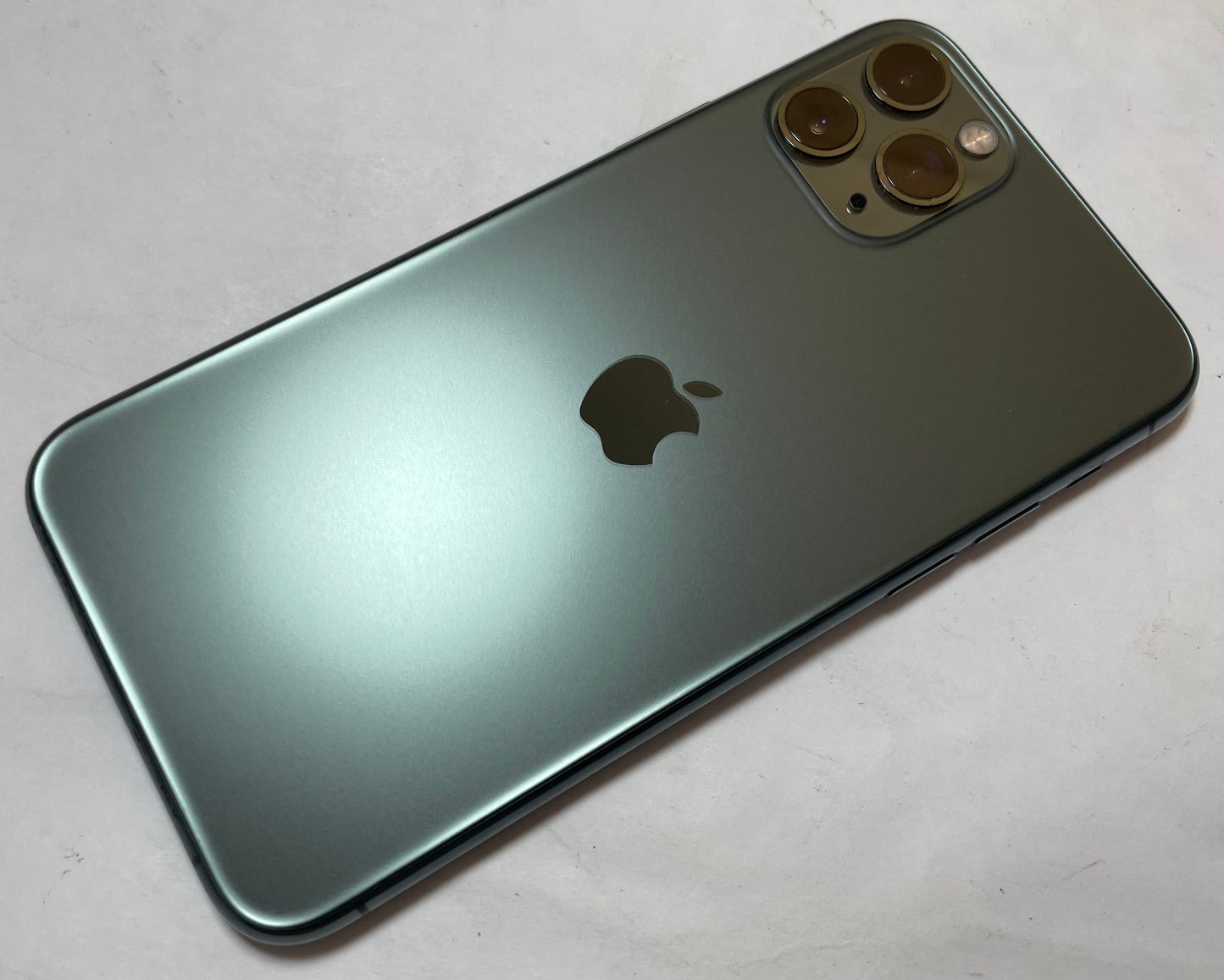 APPLE iPhone 11 Pro A2160 64GB AT&T Midnight Green iOS