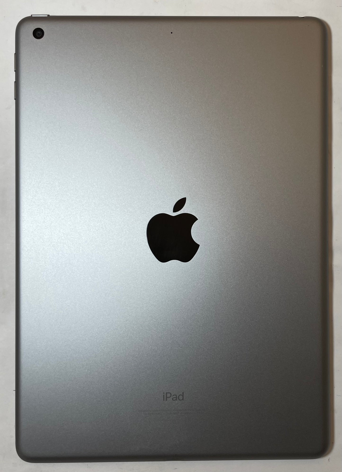 Apple iPad 5th Gen A1822 9.7" 32GB WiFi Only Gray iOS -Very Good