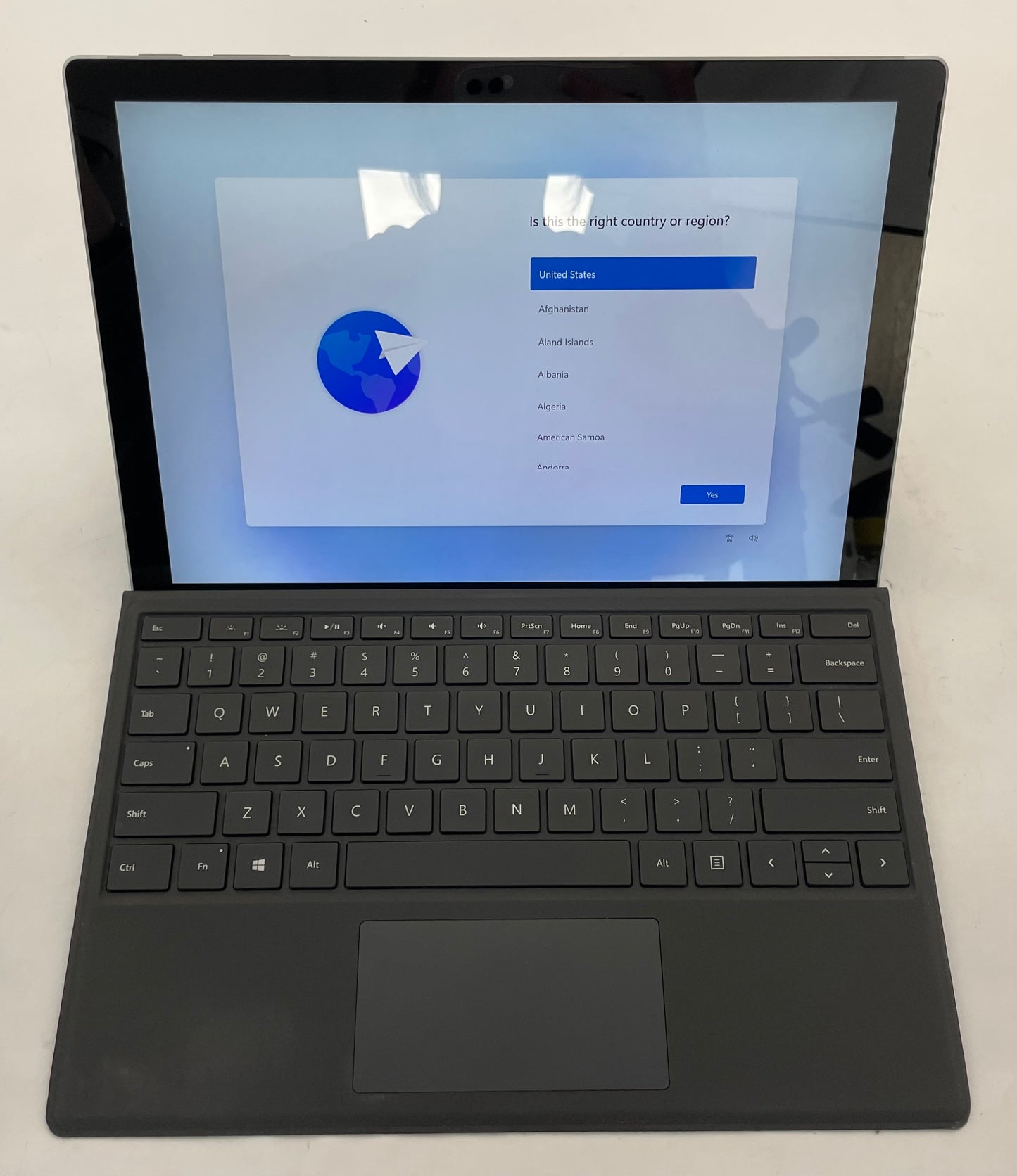 MICROSOFT SURFACE PRO 7 Plus i5 1135G7 8GB 256GB NVMe WIN11 -Good -W/ Keyboard