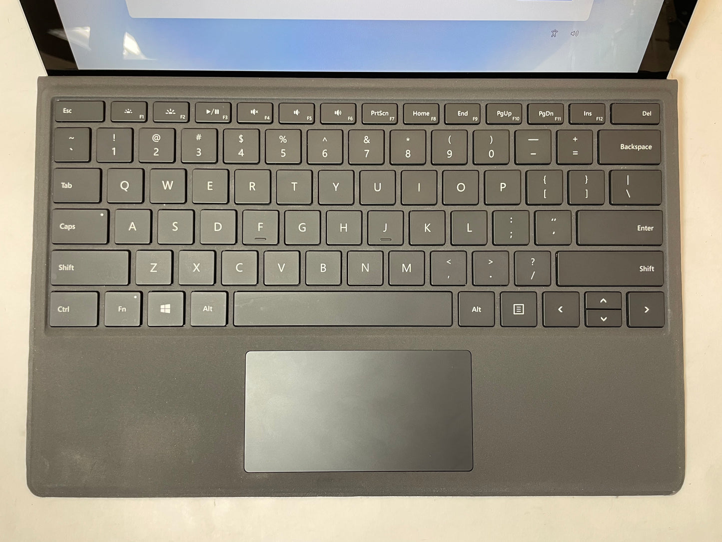 MICROSOFT SURFACE PRO 7 Plus i5 1135G7 8GB 256GB NVMe WIN11 -Good -W/ Keyboard