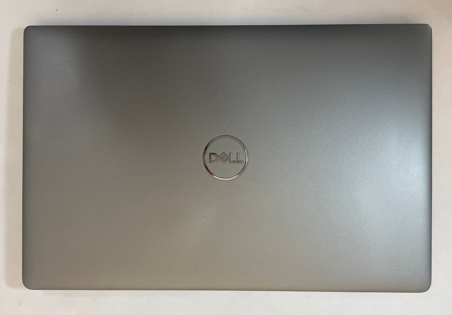 DELL PRECISION 3570 15" Laptop i5-1245U 16GB 256GB NVMe WIN11 Quadro T550 -Good
