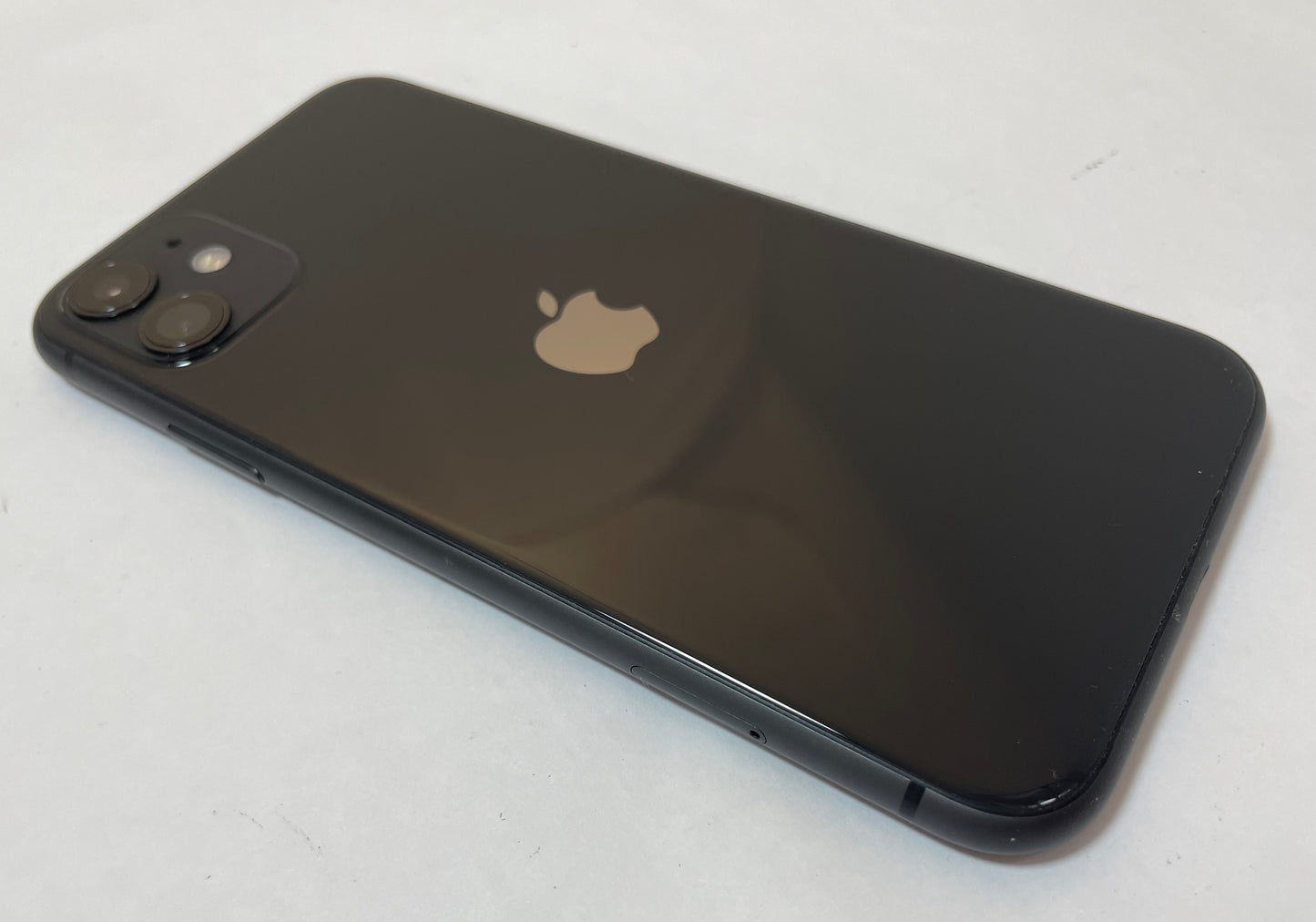APPLE iPhone 11 A2111 64GB Unlocked Black iOS