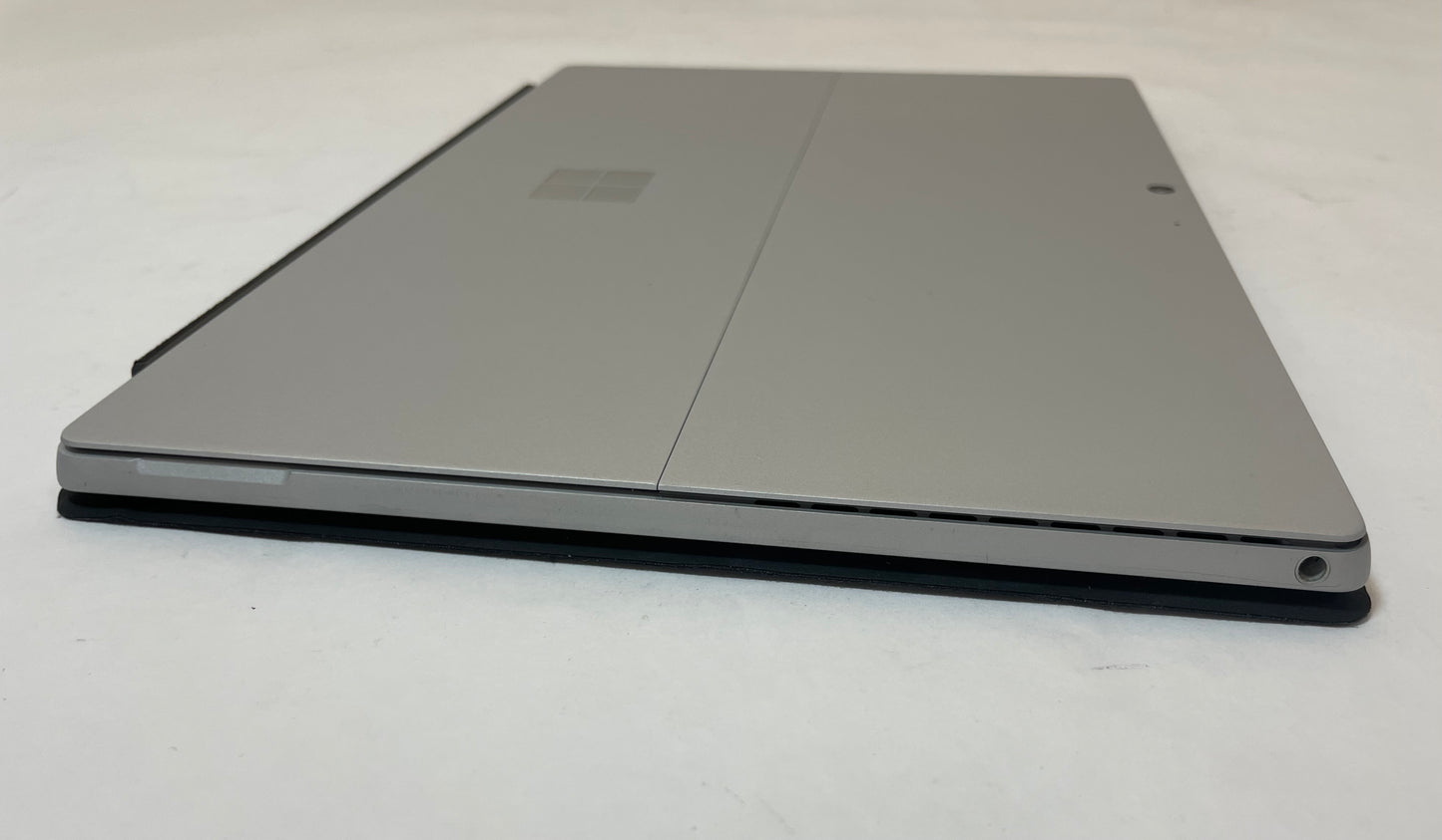 MICROSOFT SURFACE PRO 7 Intel i5 1035G4 8GB 256GB W11 W/ Keyboard -Very Good