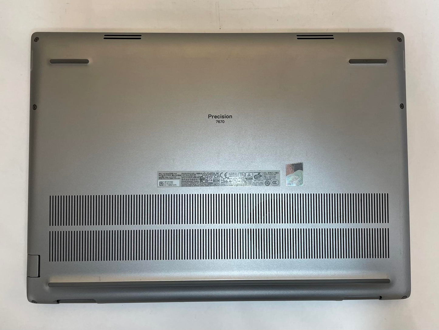 DELL PRECISION 7670 16' Laptop Core i5 12600HX 32GB 256GB NVMe Windows 11 -READ