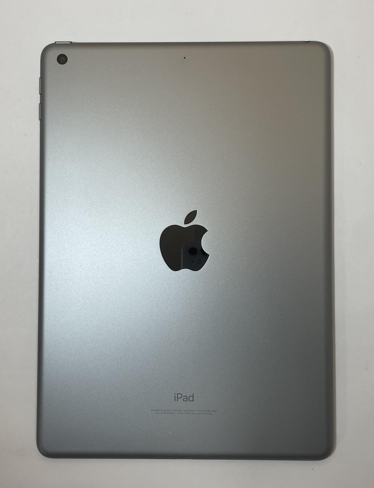 Apple iPad 6th Generation A1893 9.7" 32GB Wi-Fi Gray iOS -Very Good