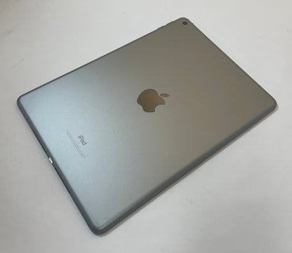 Apple iPad 6th Generation A1893 9.7" 32GB Wi-Fi Gray iOS -Very Good