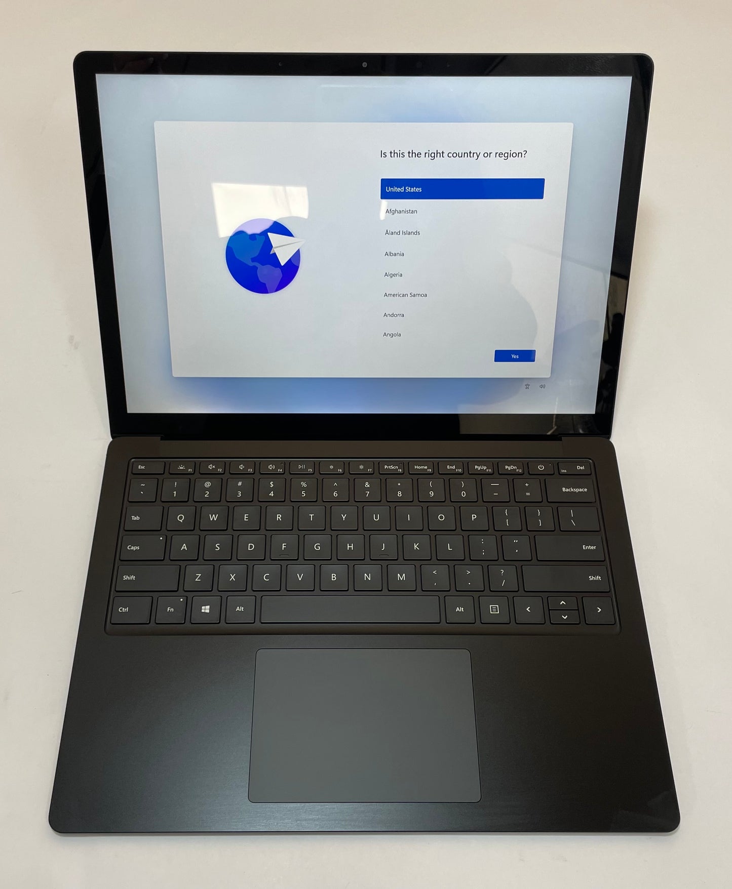 MICROSOFT SURFACE LAPTOP 4 13.5" Core i7 1185G7 16GB 256GB NVMe Black WIN11-Good