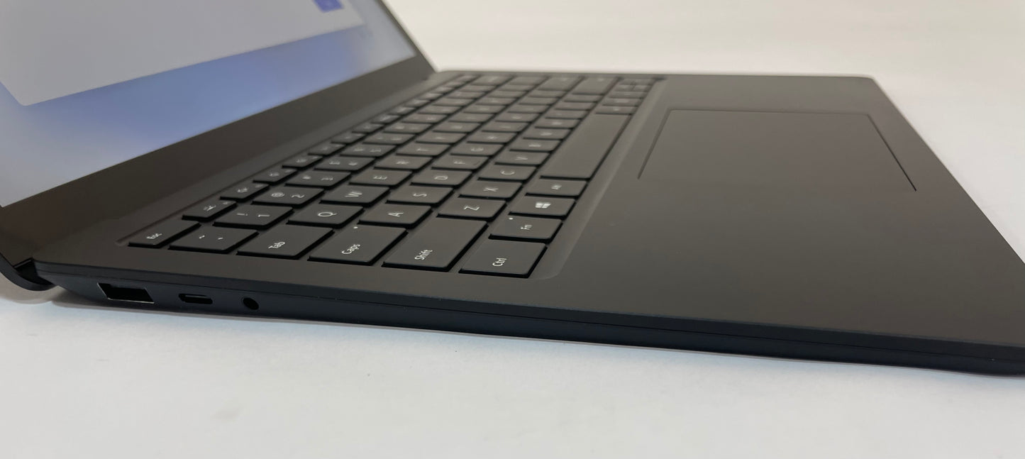 MICROSOFT SURFACE LAPTOP 4 13.5" Core i7 1185G7 16GB 256GB NVMe Black WIN11-Good