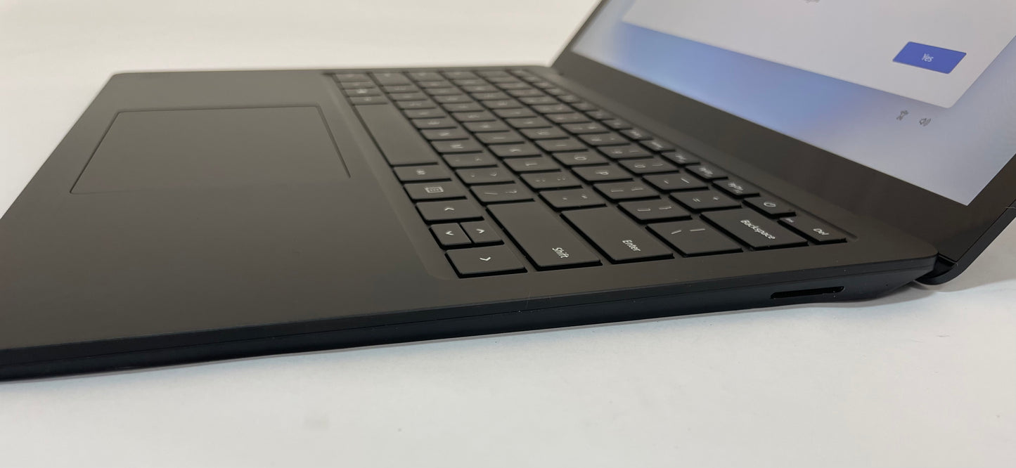 MICROSOFT SURFACE LAPTOP 4 13.5" Core i7 1185G7 16GB 256GB NVMe Black WIN11-Good
