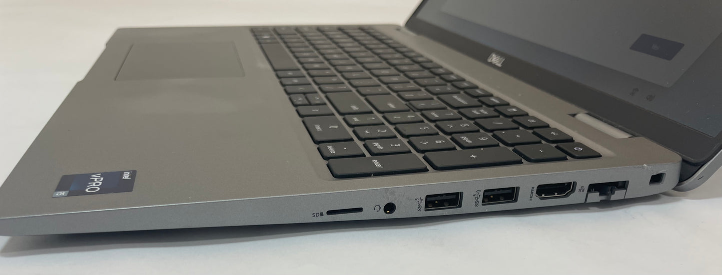 DELL PRECISION 3570 15" Laptop i5-1245U 16GB 256GB NVMe WIN11 Quadro T550 -Good