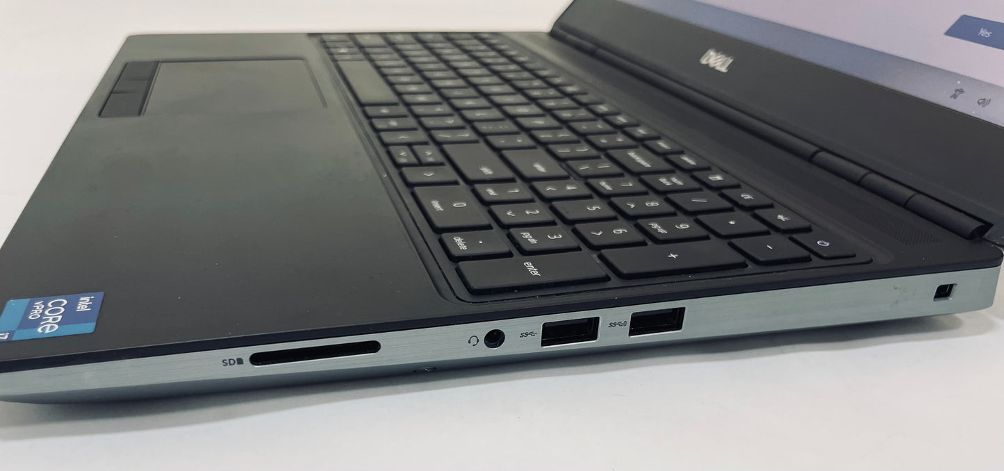 DELL PRECISION 7560 15" Laptop Core i7 11850H 32GB 512GB NVMe Windows 11 -READ