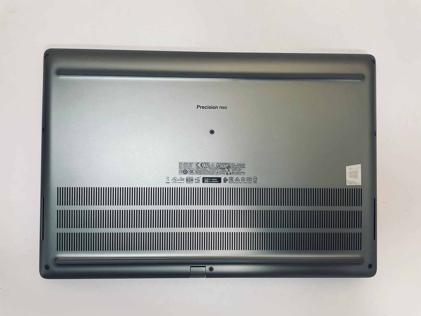 DELL PRECISION 7560 15" Laptop Core i7 11850H 32GB 512GB NVMe Windows 11 -READ