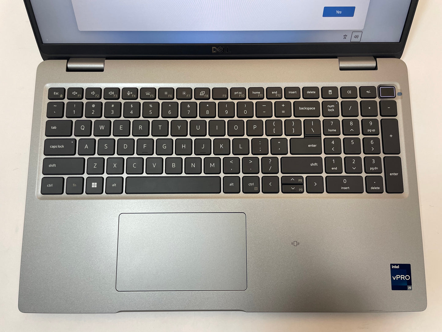 DELL PRECISION 3581 15" Touch Laptop i9-13900H 64GB 512GB NVMe WIN11P -Good