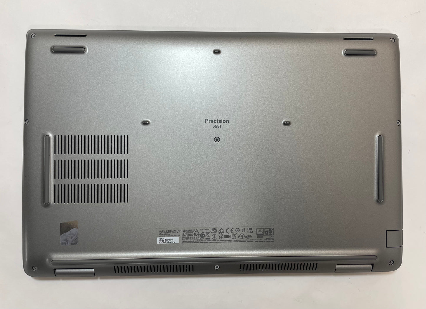 DELL PRECISION 3581 15" Touch Laptop i9-13900H 64GB 512GB NVMe WIN11P -Good