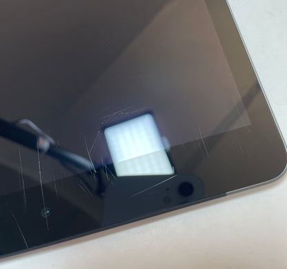 APPLE iPad 9th Gen A2603 10.2" 64GB Wi-Fi + Cellular Gray iOS