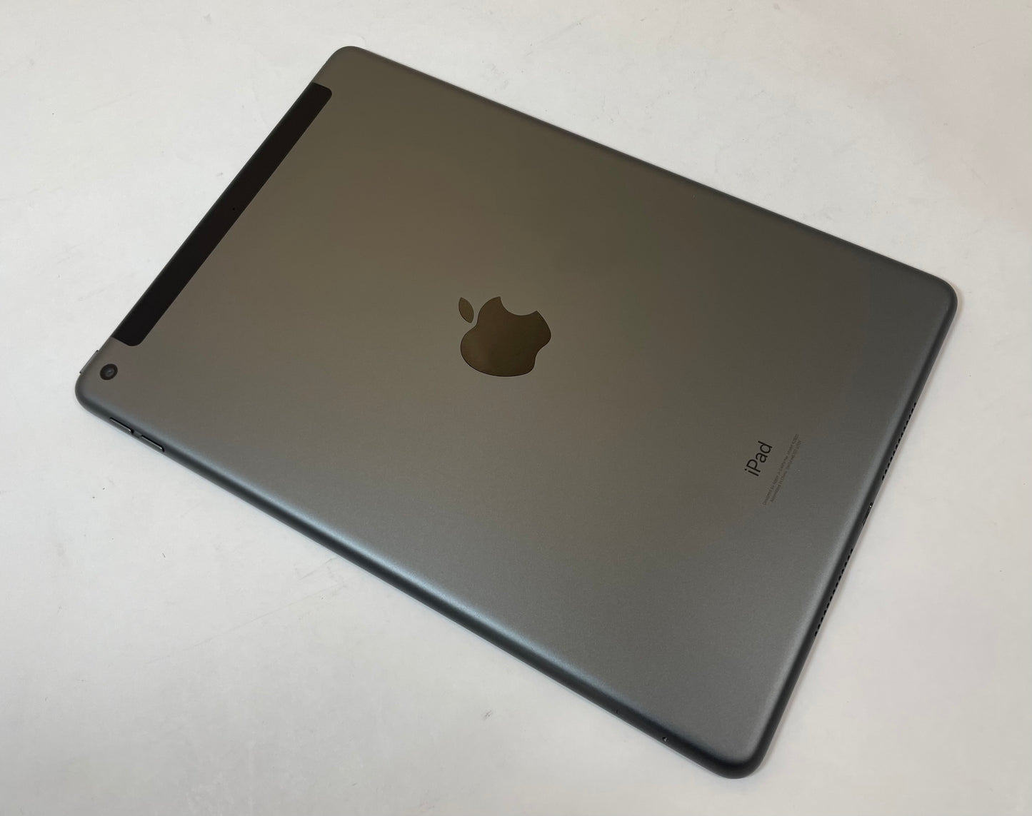 APPLE iPad 9th Gen A2603 10.2" 64GB Wi-Fi + Cellular Gray iOS -Good