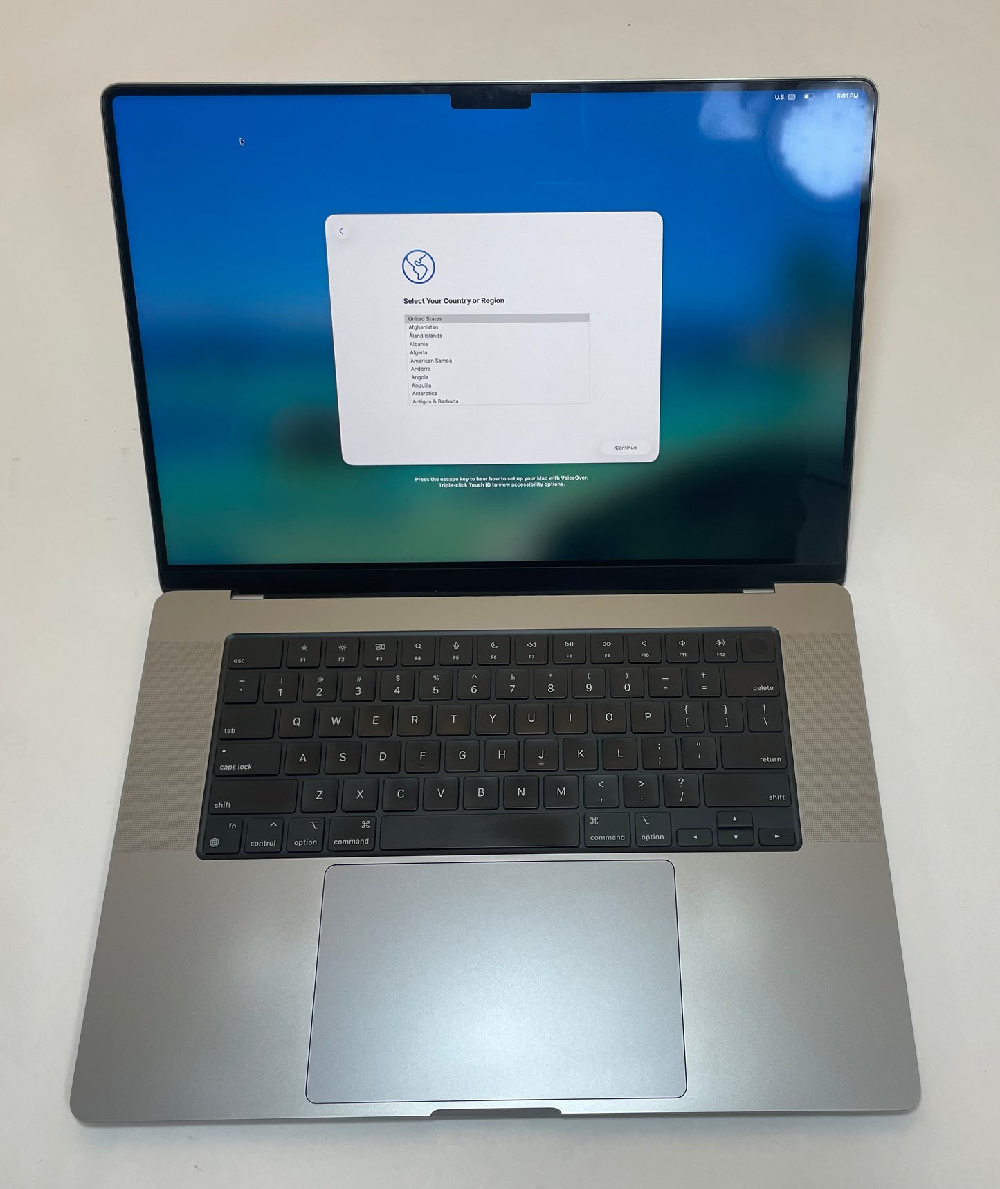 APPLE MacBook Pro A2485 2021 16" Apple M1 Pro 16GB 512GB SSD Gray Tahoe -Good