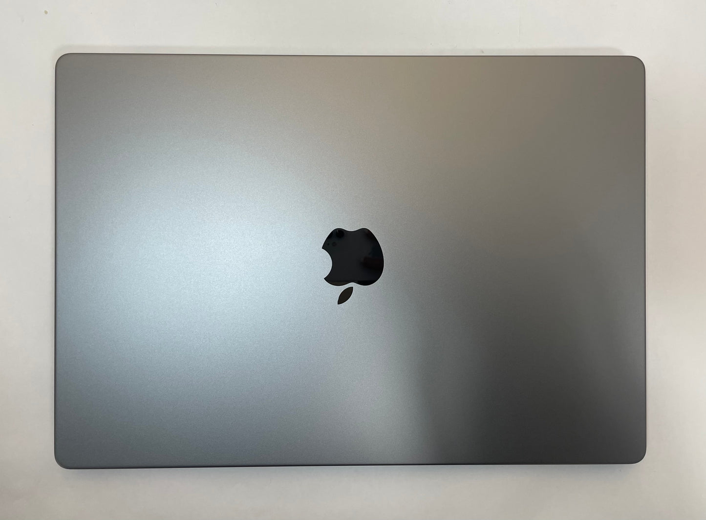 APPLE MacBook Pro A2780 2023 16" Apple M2 Pro 16GB 512GB SSD Gray Tahoe-VeryGood