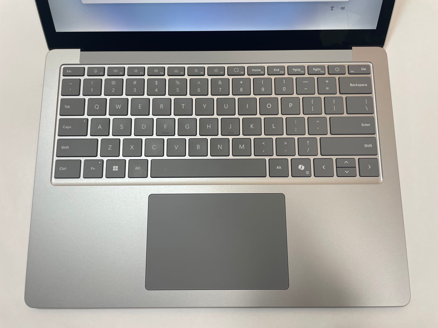 MICROSOFT SURFACE LAPTOP 6 FOR BUSINESS 13.5" Ultra 7 165H 16GB 256GB W11-VeryGood