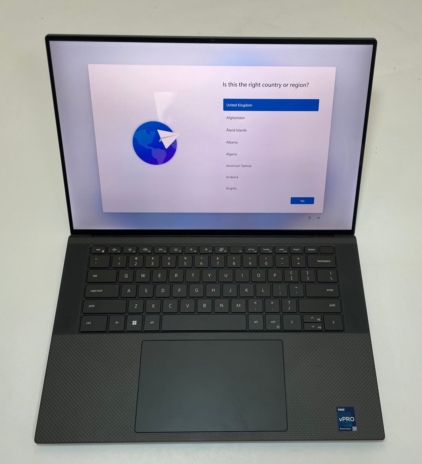 DELL PRECISION 5570 15" Touch Laptop Core i7 12700H 32GB 512GB NVMe WIN11P -Good