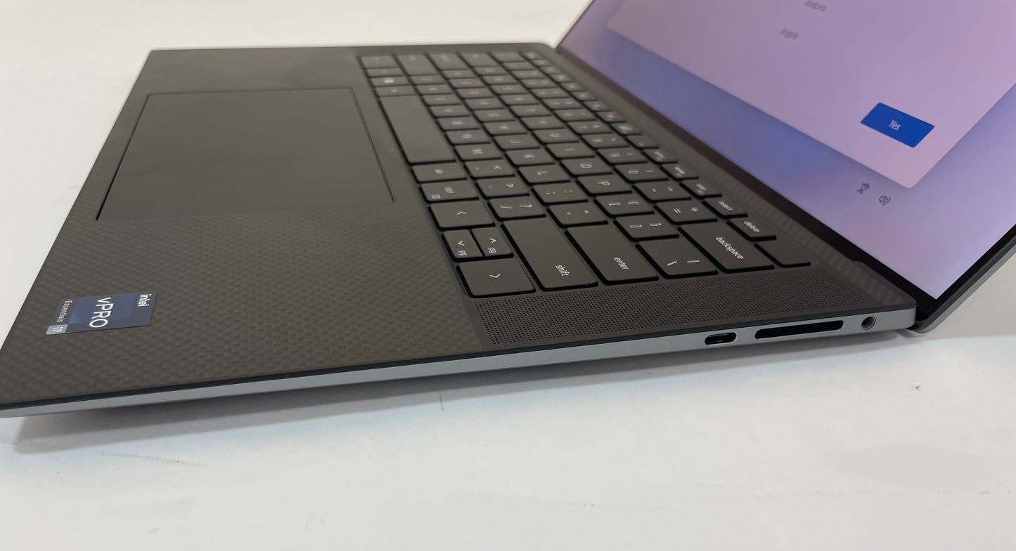 DELL PRECISION 5570 15" Touch Laptop Core i7 12700H 32GB 512GB NVMe WIN11P -Good