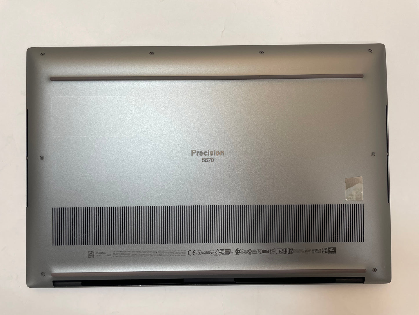 DELL PRECISION 5570 15" Touch Laptop Core i7 12700H 32GB 512GB NVMe WIN11P -READ