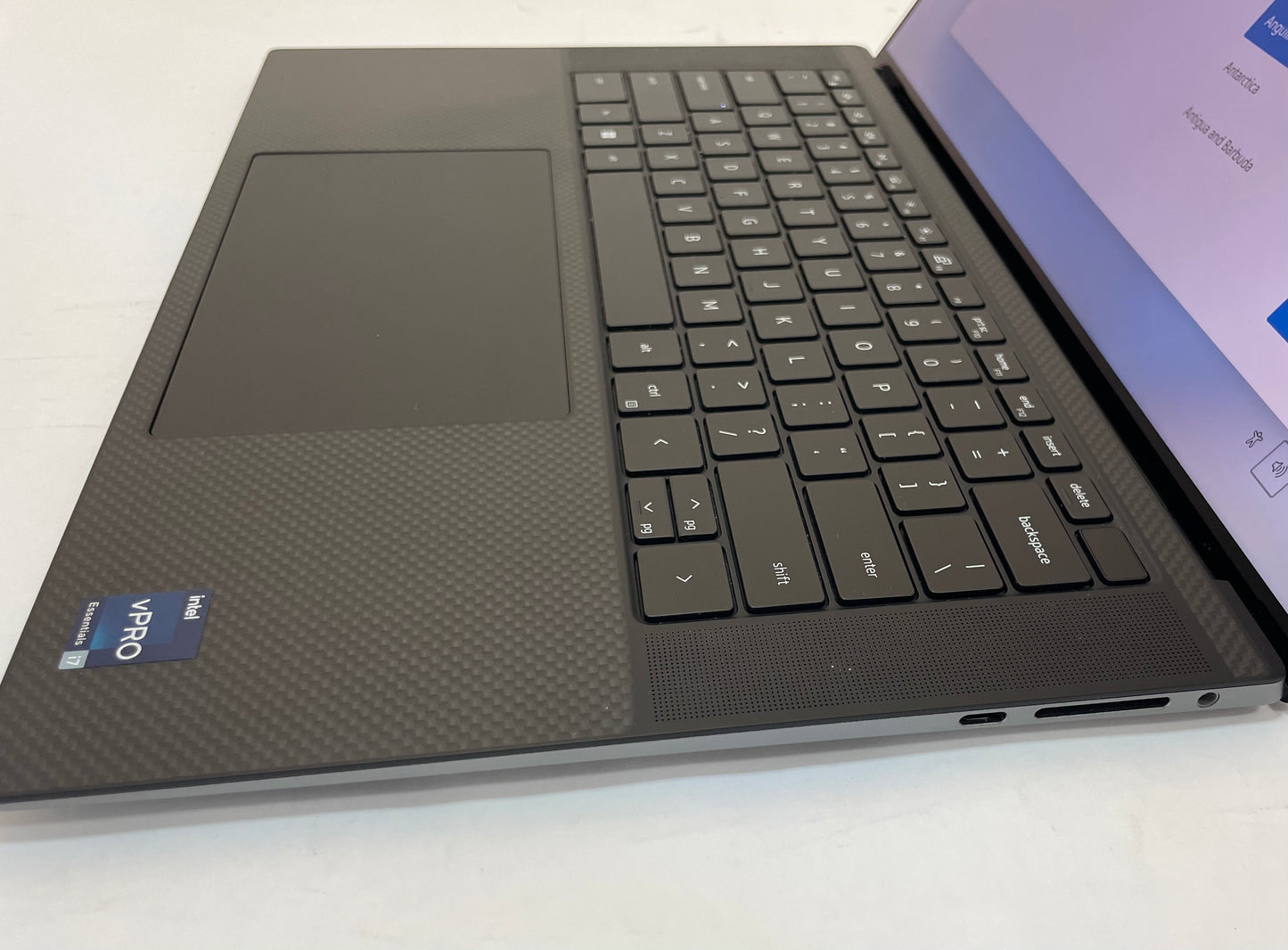 DELL PRECISION 5570 15" Touch Laptop Core i7 12700H 32GB 512GB WIN11P -Very Good