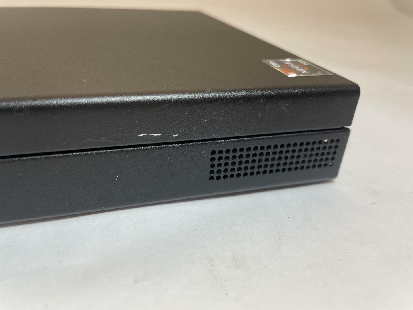 LENOVO THINKCENTRE M75Q GEN 2 Tiny Desktop AMD Ryzen 5 4650GE 16GB 256GB WIN11