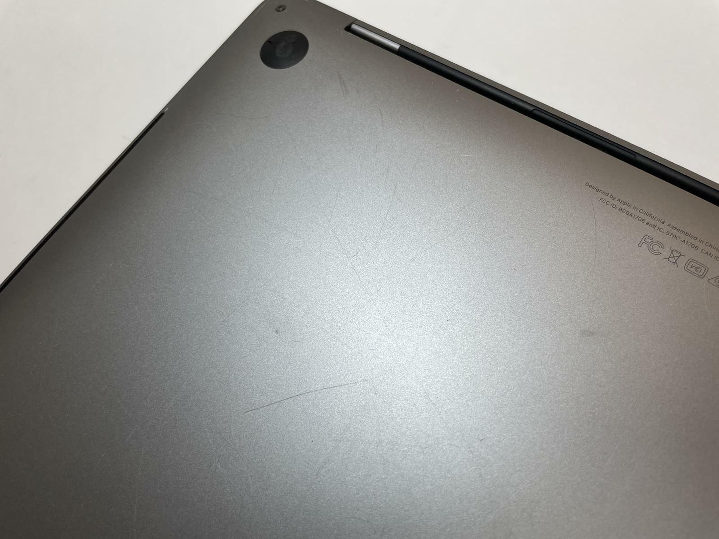 APPLE MacBook Pro A1706 2017 13" i5-7267U 16GB 512GB SSD Gray Ventura-SEE PHOTOS