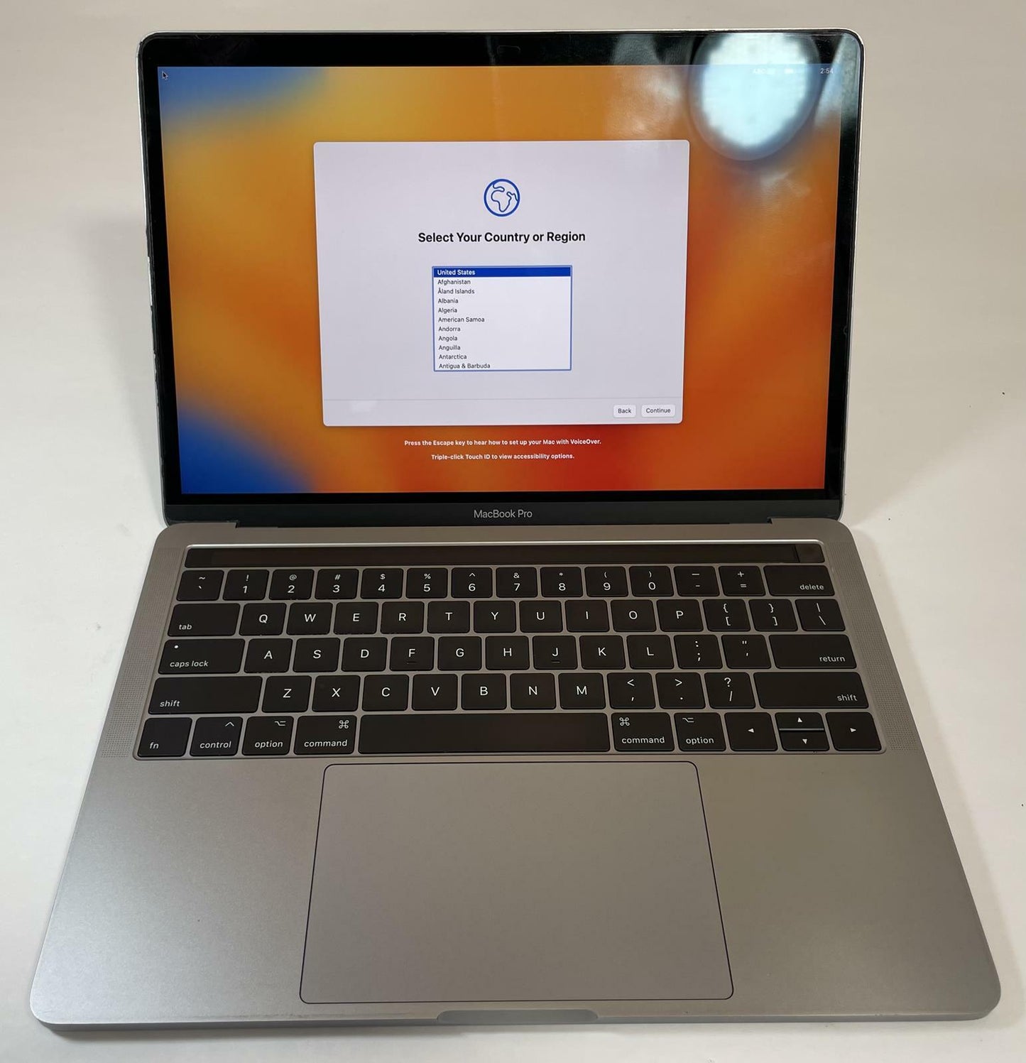 APPLE MacBook Pro A1706 2017 13" i5-7267U 16GB 512GB SSD Gray Ventura-SEE PHOTOS