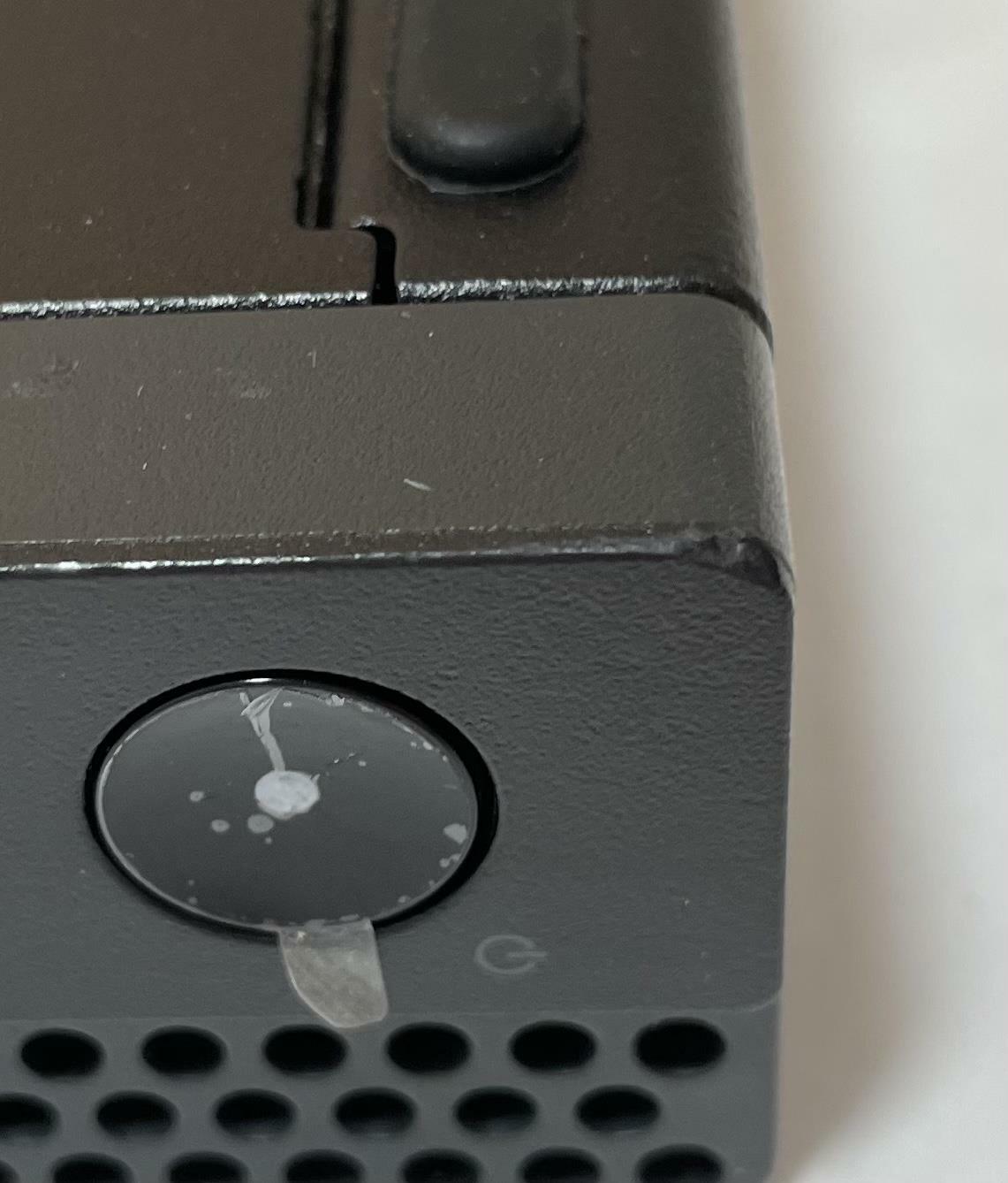 LENOVO THINKCENTRE M720Q Tiny Desktop i5 8400T 8GB 256GB NVMe WIN11 -Very Good