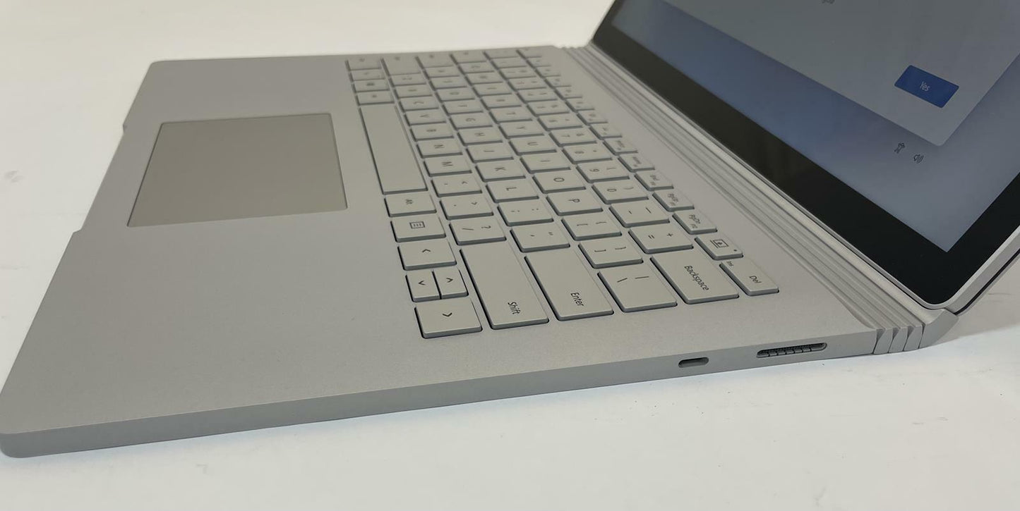 MICROSOFT Surface Book 2 13" Core i7 8650U 8GB 256GB NVMe Windows 11 -Good