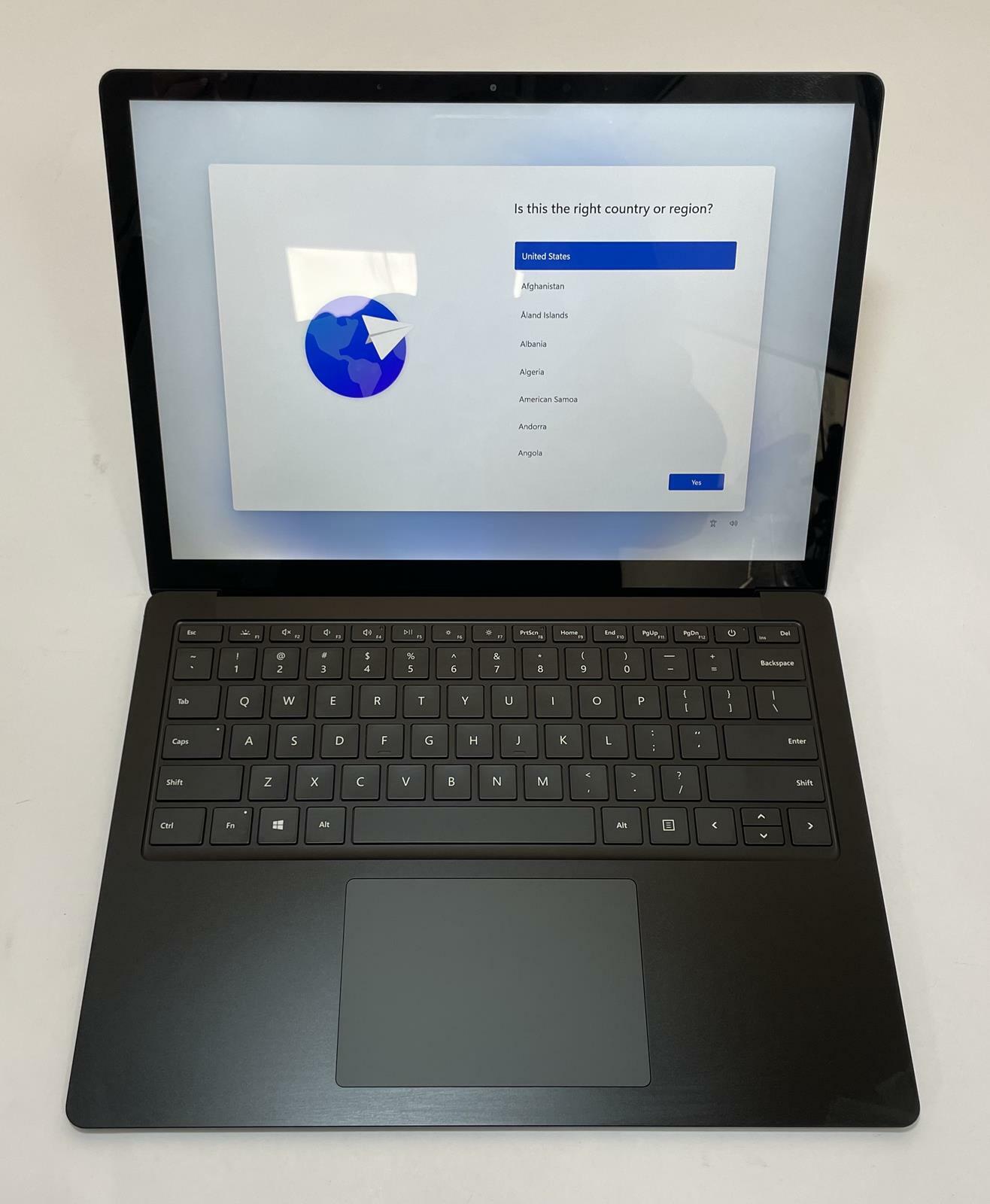 MICROSOFT SURFACE LAPTOP 4 13.5" Core i7 1185G7 16GB 256GB NVMe Black WIN11-Good