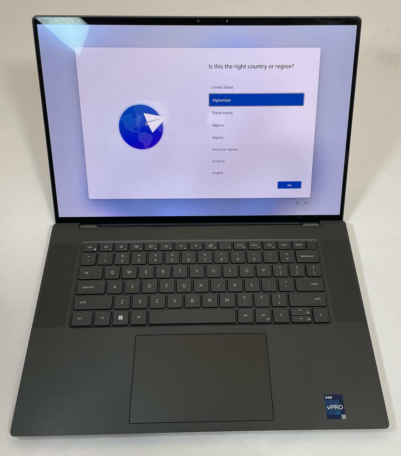 DELL PRECISION 5680 16" Touch Laptop Core i7-13800H 32GB 512GB WIN11 -Very Good